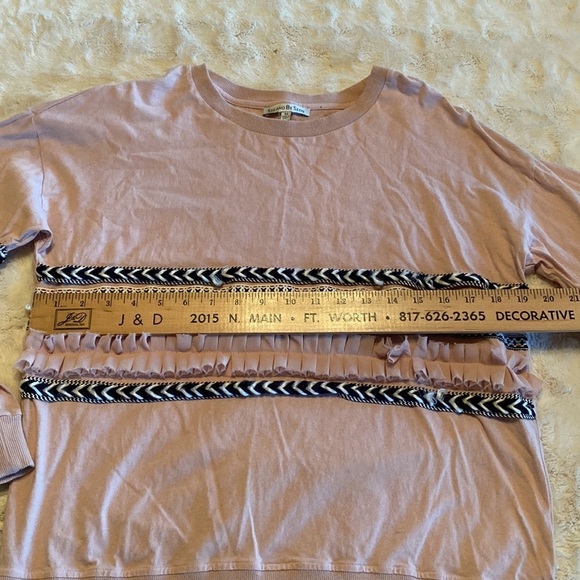 See and Be Seen Sz Medium Pink Fringe Embroidered Boho Sweatshirt T3032 - Picture 7 of 9